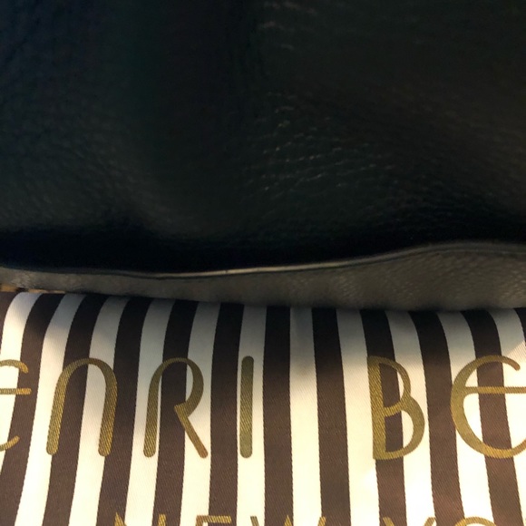 🔥BLACK FRIDAY SALE💥 💥New Vintage Henri Bendel Soho Bucket Hobo - Picture 3 of 9